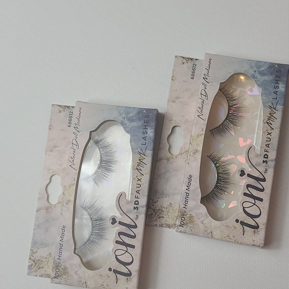 Natural doll medium  lashes